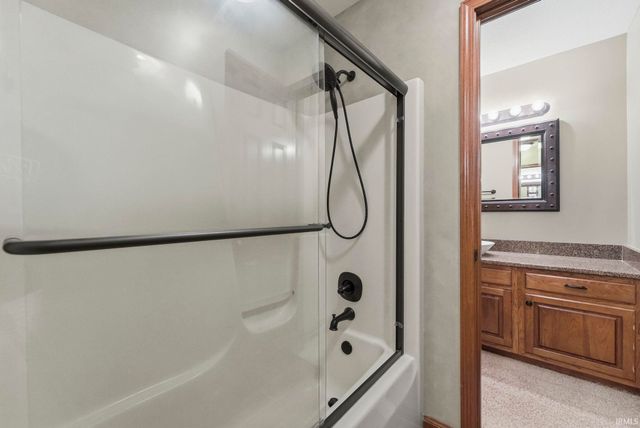 2208 Longleaf Drive, Fort Wayne, IN 46814