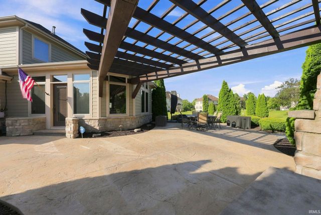 2208 Longleaf Drive, Fort Wayne, IN 46814