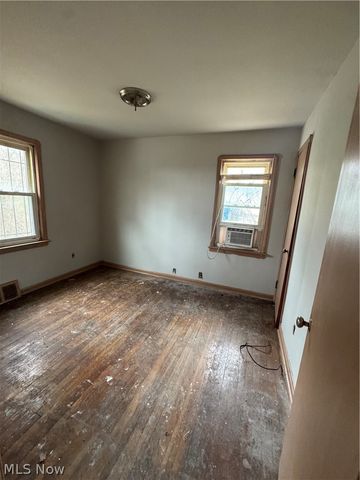 9809 Marah Avenue, Cleveland, OH 44104