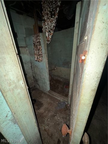 9809 Marah Avenue, Cleveland, OH 44104