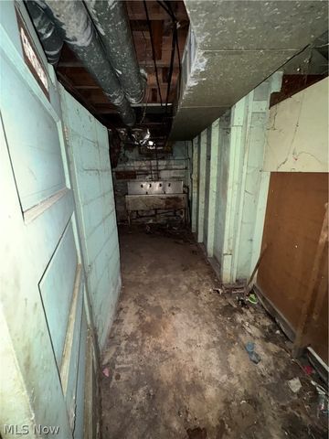 9809 Marah Avenue, Cleveland, OH 44104