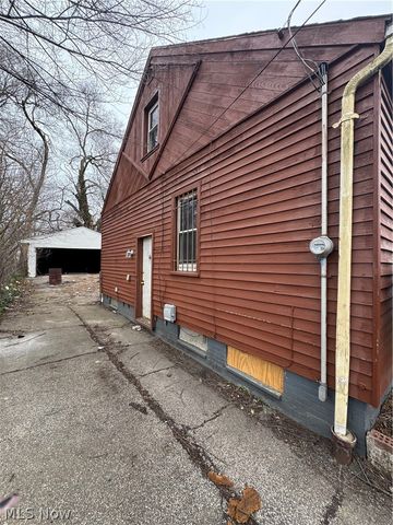9809 Marah Avenue, Cleveland, OH 44104