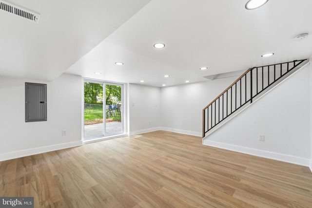 11110 RIDGEWAY ST, Philadelphia, PA 19116