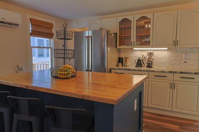 657 County St, New Bedford, MA 02740