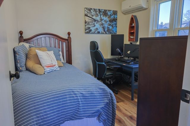 657 County St, New Bedford, MA 02740