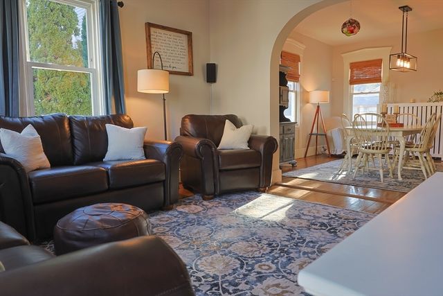 657 County St, New Bedford, MA 02740