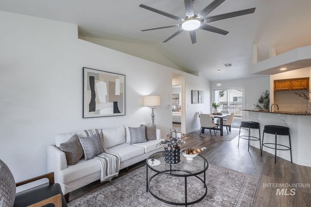 3716 Duluth, Caldwell, ID 83605