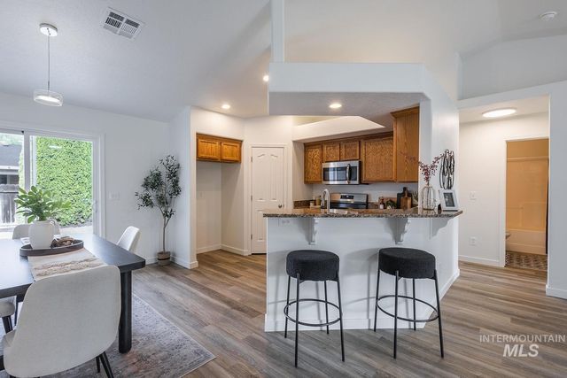 3716 Duluth, Caldwell, ID 83605