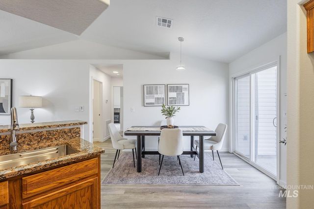 3716 Duluth, Caldwell, ID 83605