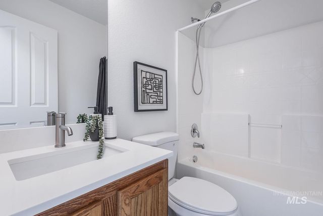 3716 Duluth, Caldwell, ID 83605
