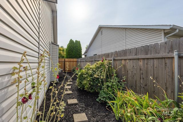 3716 Duluth, Caldwell, ID 83605