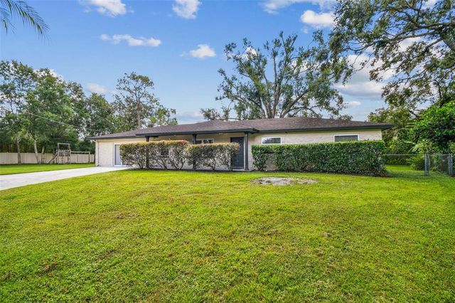 16901 MELBA LANE, Lutz, FL 33549