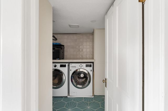 2910 Houston Avenue, Houston, TX 77009