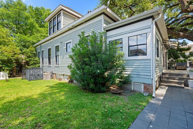 2910 Houston Avenue, Houston, TX 77009