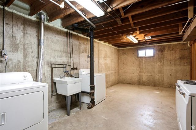 2252 W 800 N, Clinton, UT 84015