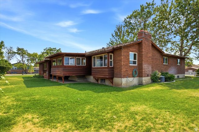 2252 W 800 N, Clinton, UT 84015