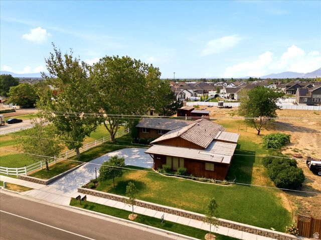 2252 W 800 N, Clinton, UT 84015