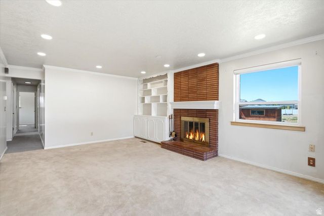 2252 W 800 N, Clinton, UT 84015