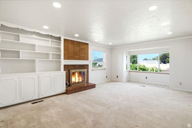 2252 W 800 N, Clinton, UT 84015