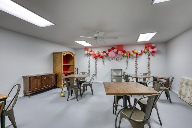 8637 Oxbow Lane, Neosho, MO 64850