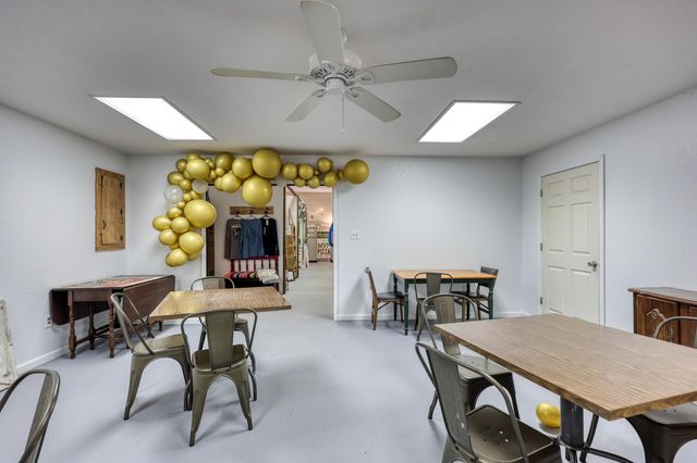 8637 Oxbow Lane, Neosho, MO 64850