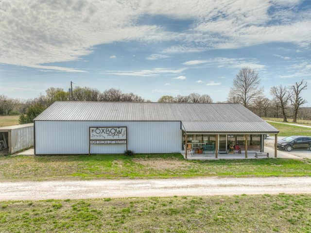 8637 Oxbow Lane, Neosho, MO 64850