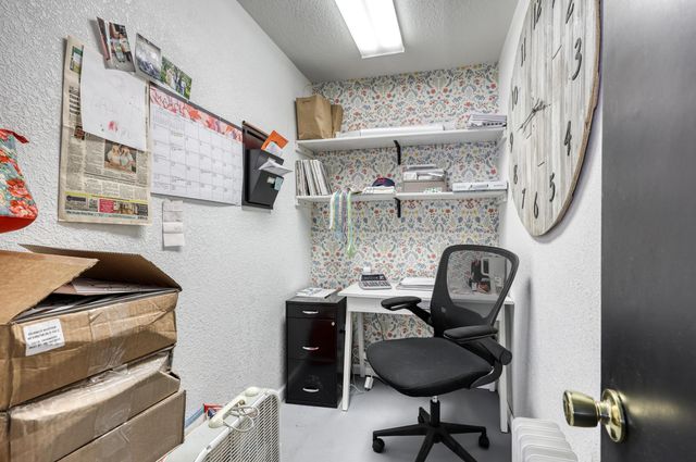 8637 Oxbow Lane, Neosho, MO 64850