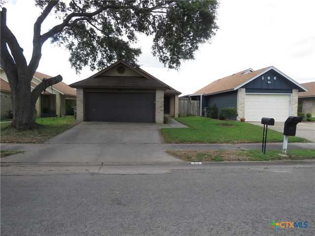 310 Rattan Drive, Victoria, TX 77901