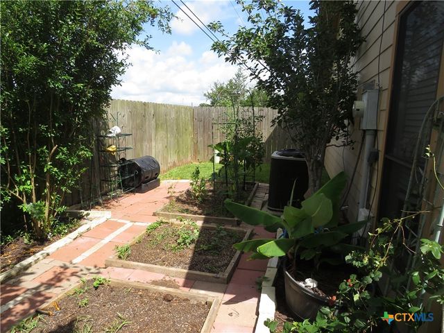 310 Rattan Drive, Victoria, TX 77901