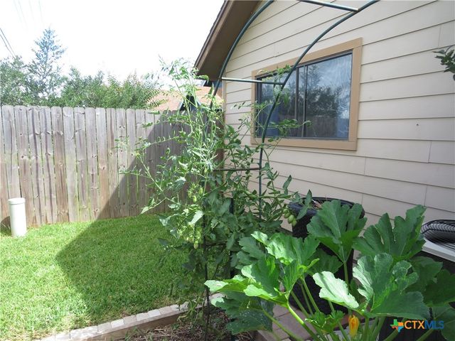 310 Rattan Drive, Victoria, TX 77901