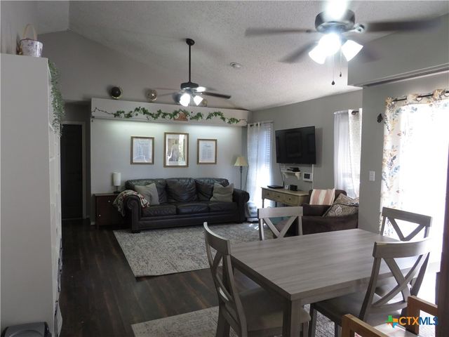 310 Rattan Drive, Victoria, TX 77901