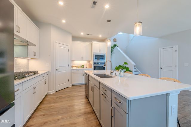 67 Welcome Drive, Fuquay Varina, NC 27526