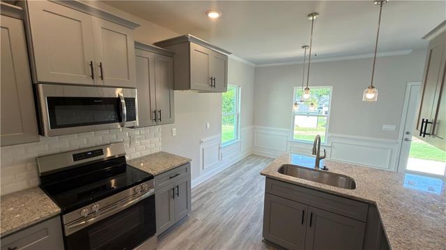 637 Bald Ridge Circle, Demorest, GA 30535