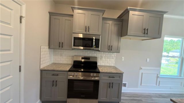 637 Bald Ridge Circle, Demorest, GA 30535