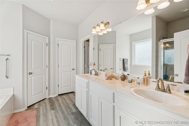 6250 S 317th East Avenue, Broken Arrow, OK 74014