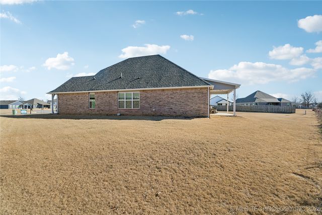6250 S 317th East Avenue, Broken Arrow, OK 74014