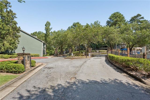 2832 Vinings Central Drive SE 143, Atlanta, GA 30339