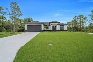 325 LERUTH AVENUE, Lehigh Acres, FL 33974