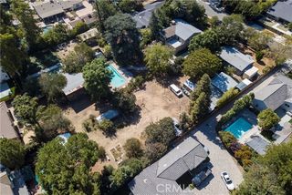 5832 Calvin, Tarzana (los Angeles), CA 91356