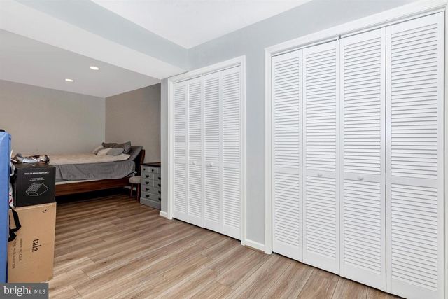 703 MOUNTAIN VIEW DR, Chesterbrook, PA 19087