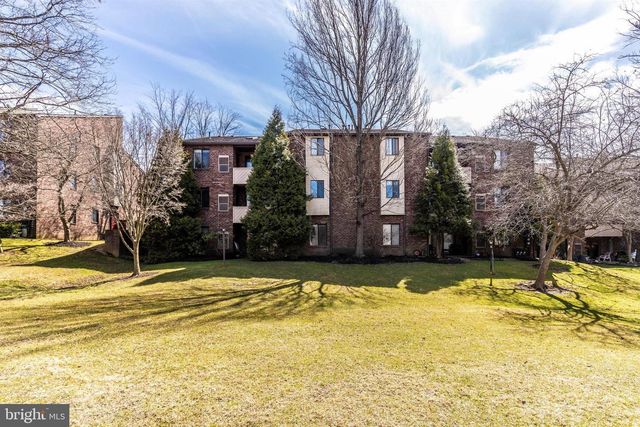 703 MOUNTAIN VIEW DR, Chesterbrook, PA 19087