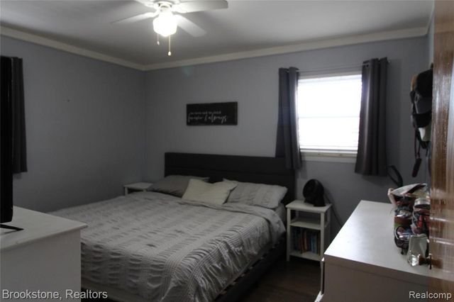 24524 Johnston Avenue, Eastpointe, MI 48021