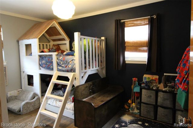 24524 Johnston Avenue, Eastpointe, MI 48021