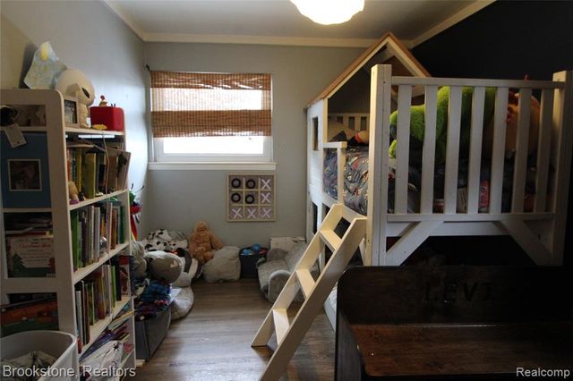 24524 Johnston Avenue, Eastpointe, MI 48021