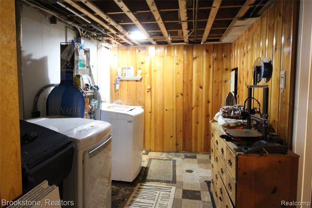 24524 Johnston Avenue, Eastpointe, MI 48021