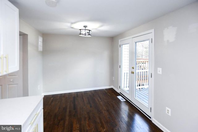 9 DORRELL CT, Sterling, VA 20165