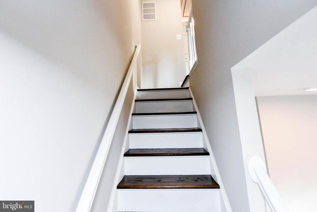 9 DORRELL CT, Sterling, VA 20165