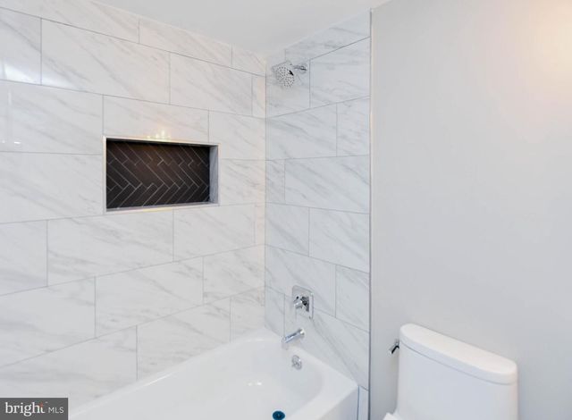 9 DORRELL CT, Sterling, VA 20165