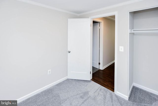 9 DORRELL CT, Sterling, VA 20165