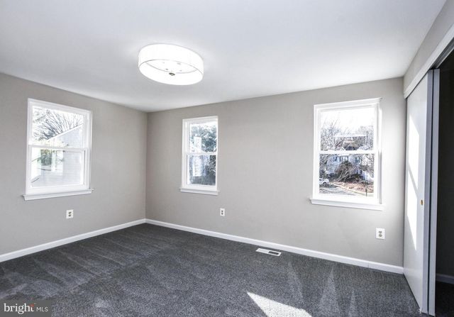 9 DORRELL CT, Sterling, VA 20165